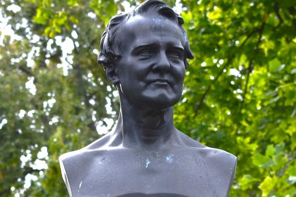 Büste Alexander von Humboldt