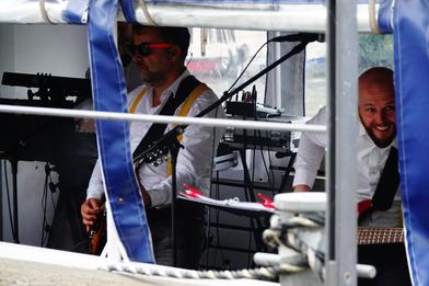 Foto der Band "Rubix" auf der MS Havelperle